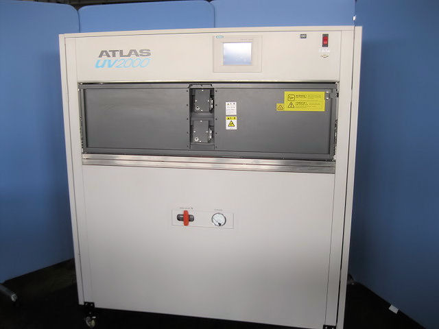 ATLAS／紫外線蛍光ﾗﾝﾌﾟ式ｽｸﾘｰﾆﾝｸﾞ装置／UV2000